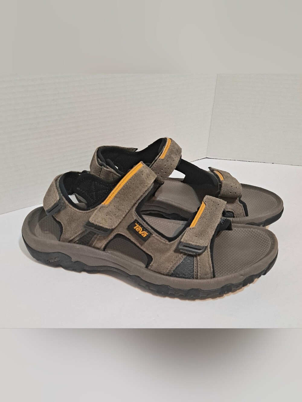 Teva Men’s Brown Outdoor Sandals with Yellow Trim Durable Traction